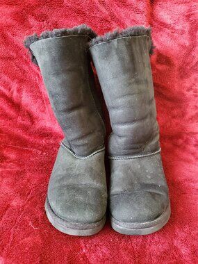 Ugg Australia 1007308 Bailey Bow Tall Black Boots size 6